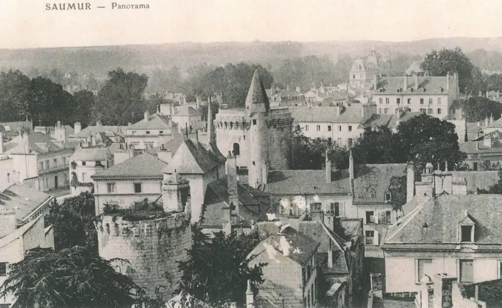 FONDS DE LA TOUR DU BOURG